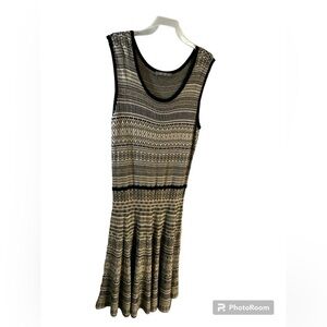 Black and Beige Patterned Sleeveless Dress